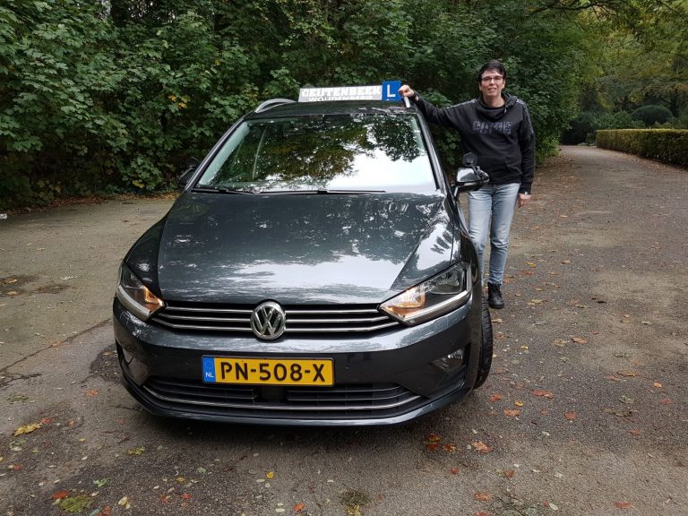 Rij-instructeurs Rijschool Geijtenbeek: Marjan Bos